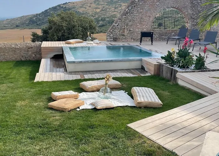 Du Mas D' Antonegre Villa *